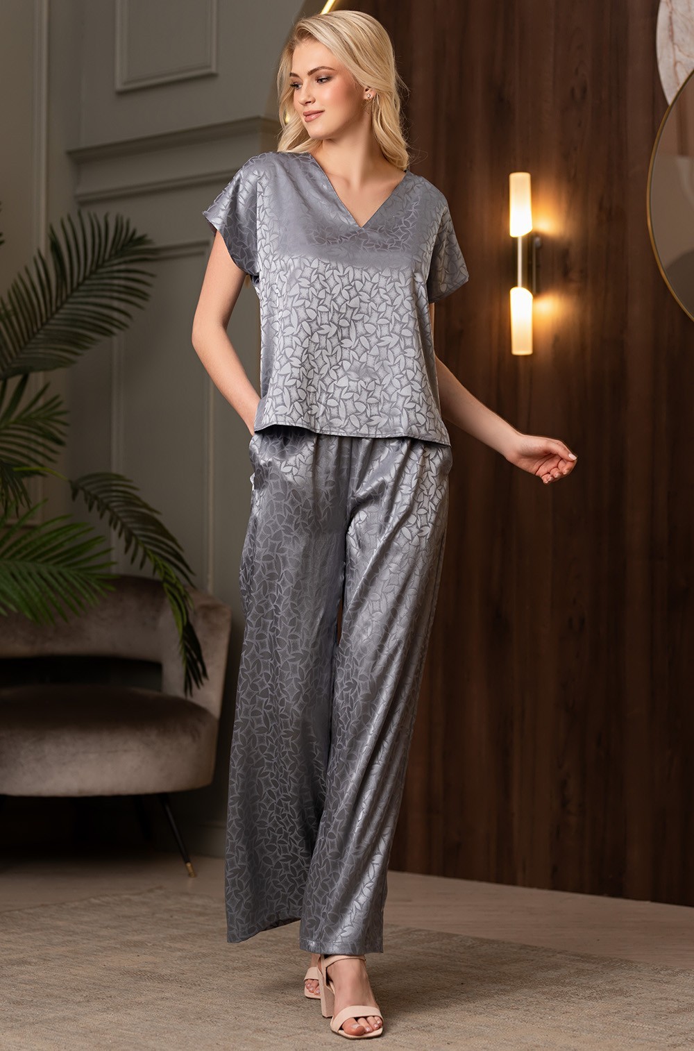 Joanna 7316